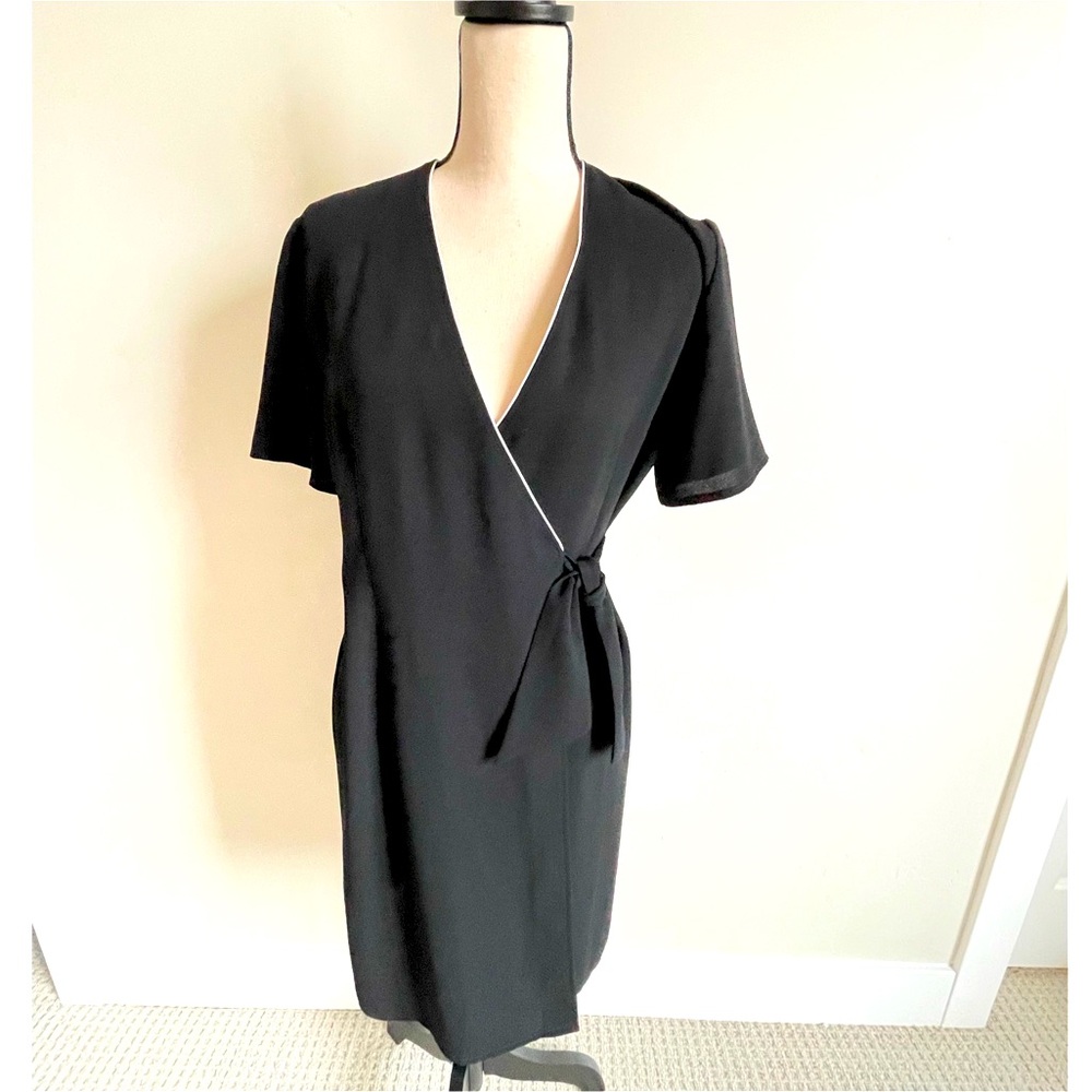 Vintage Woolworth’s wrap dress. Black with white outline. Very pretty. Size S. - Picture 1 of 5